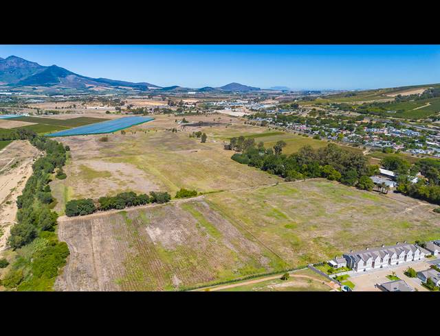 31.60HA VACANT LAND FOR SALE IN PAARL SOUTH